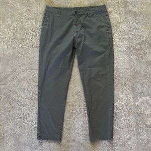 Vuori Men's Gray Pants